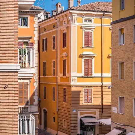 Διαμέρισμα Altalena Sulla Piazza, Un Affaccio D'eccezione *