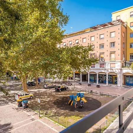 Altalena Sulla Piazza