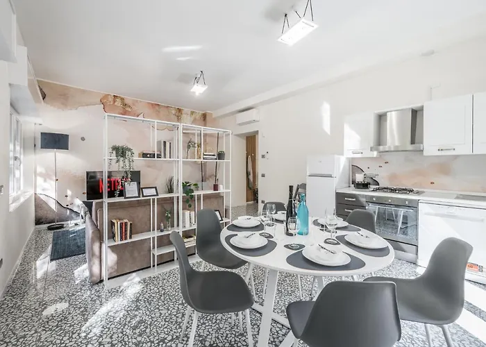 Apartament Altalena Sulla Piazza, Un Affaccio D'eccezione Modena